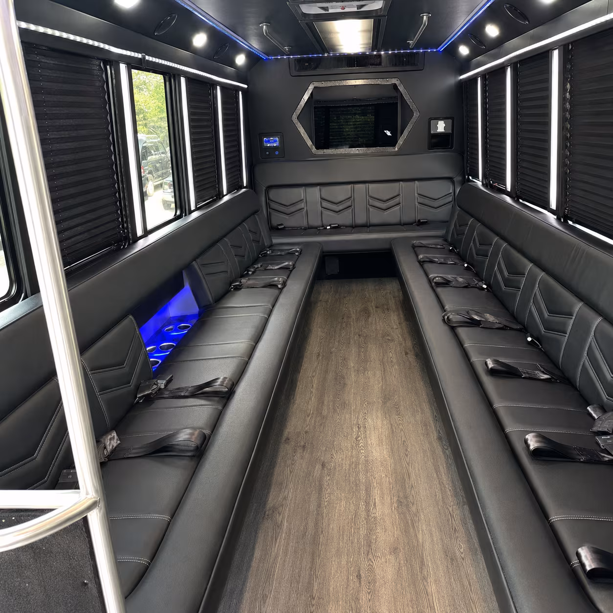 Largo Homecoming & Prom Party Bus Rentals