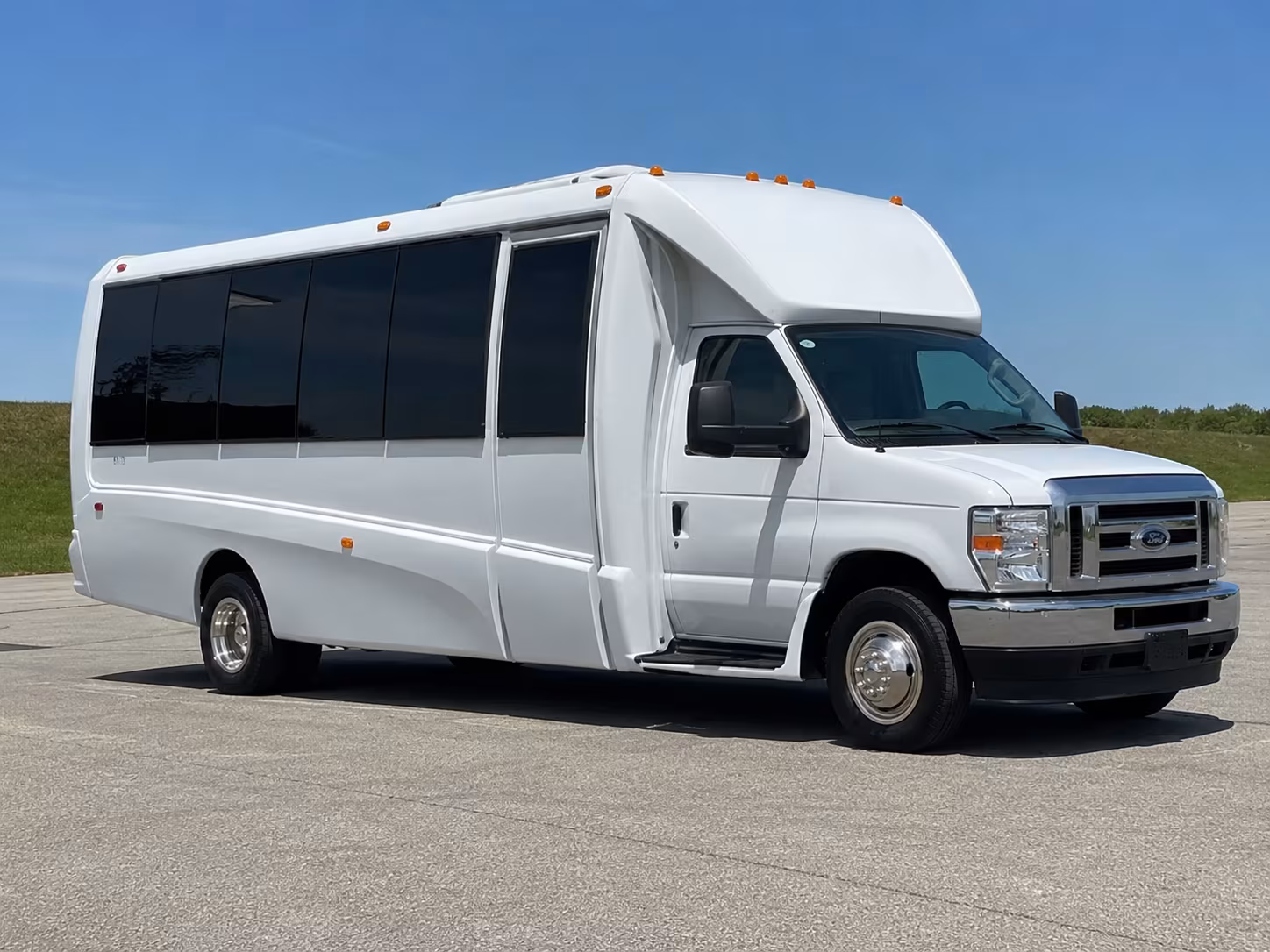Tampa Concert & Music Festival Transportation party bus exterior